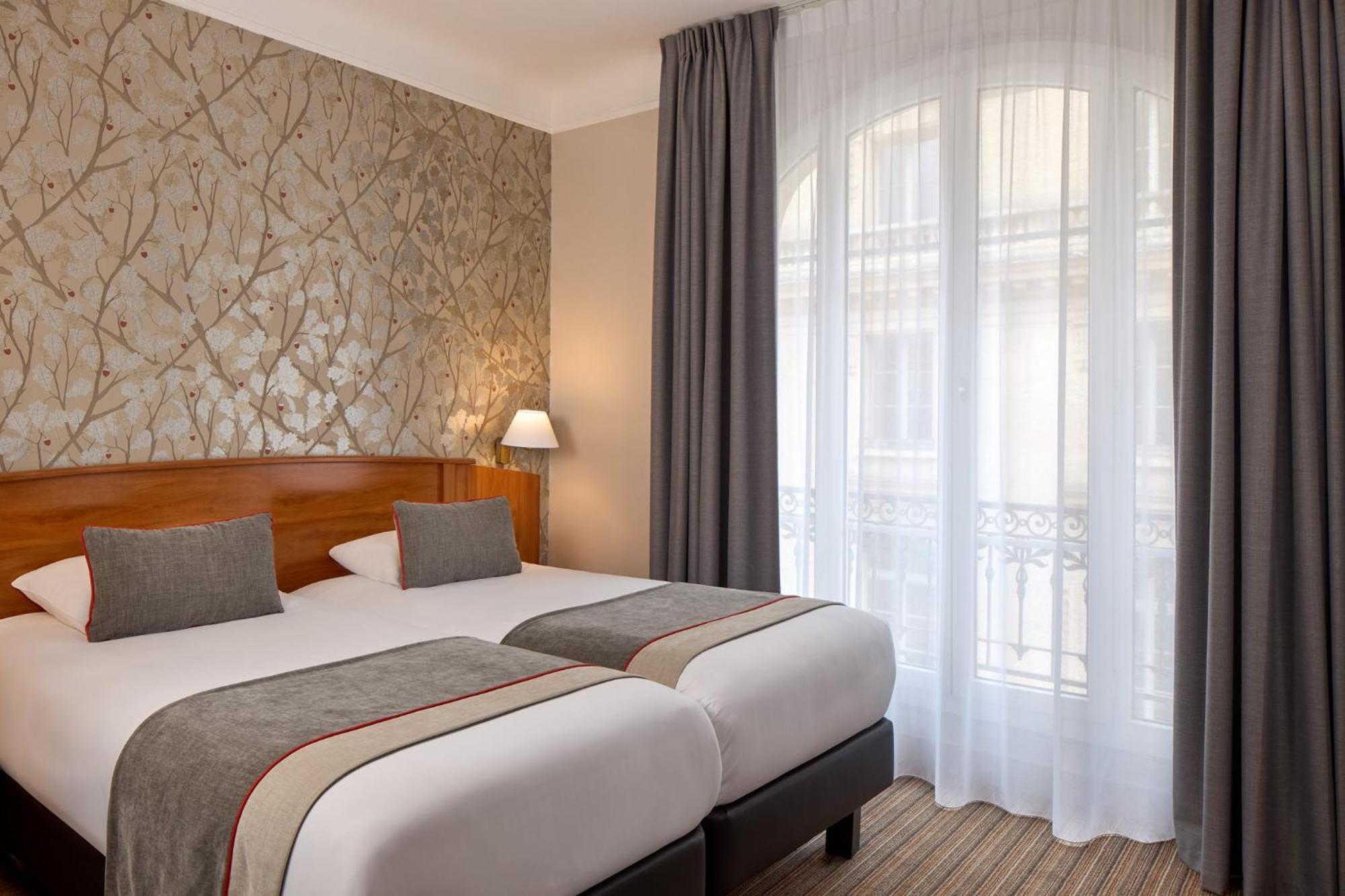Comfort Twin Room